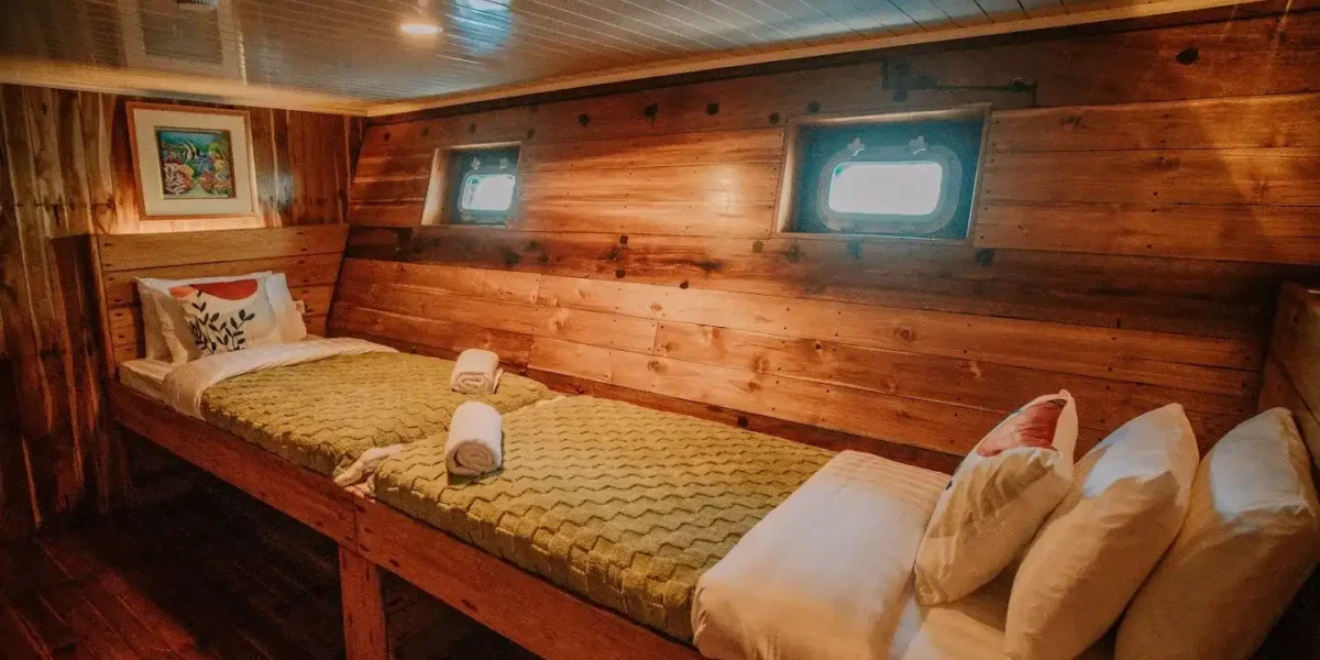 Cabin 5 Lower Deck on Alore Phinisi | Komodo Island Tour | Komodo Luxury
