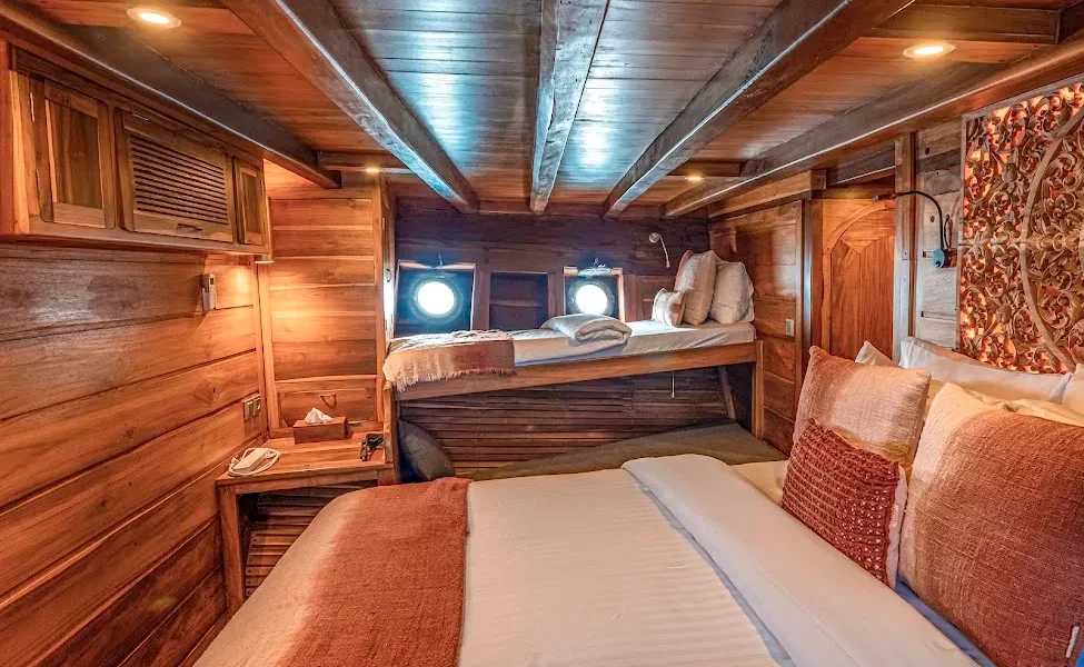 Anne Bonny Master Cabin 1