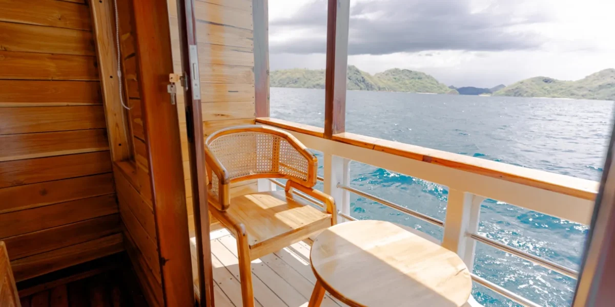 barakati cruise phinisi private cabin nirwana (1)