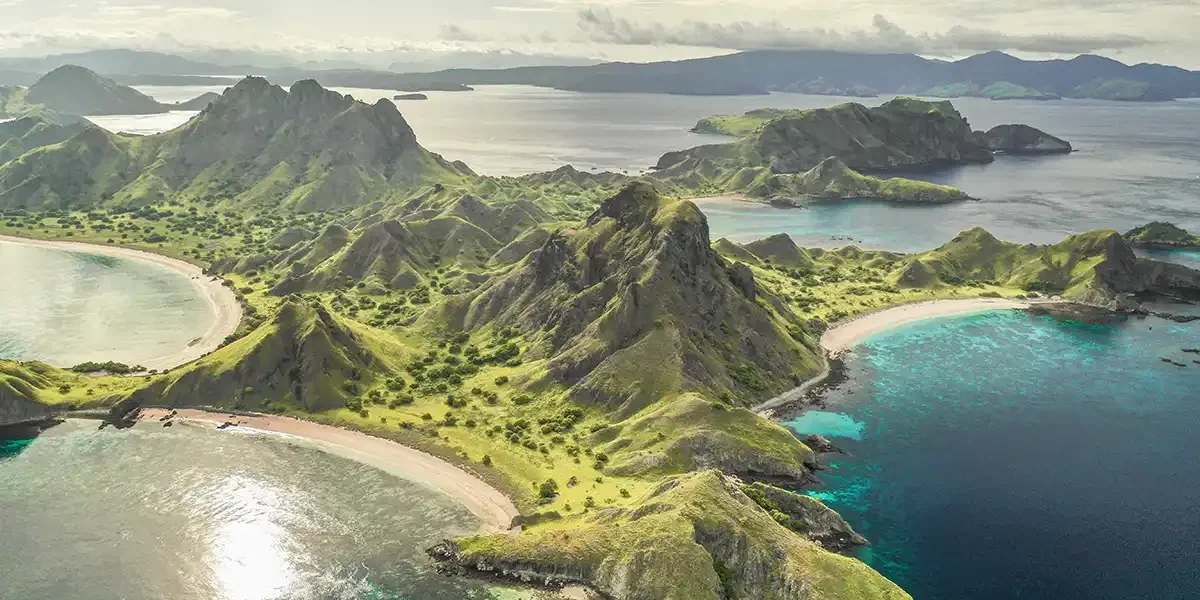 best time to visit labuan bajo komodo