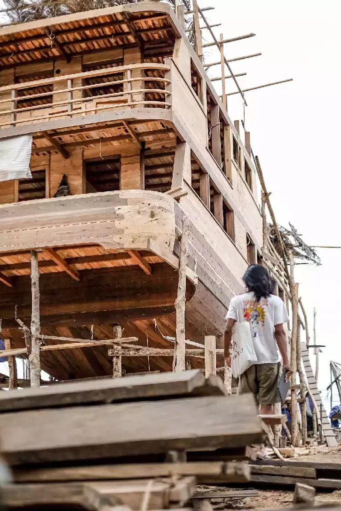 Boat Construction Service | Boat Investment | Komodo Luxury