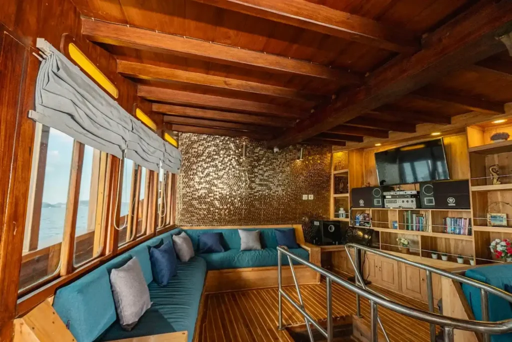 Indoor Lounge Area on Cajoma V Phinisi Boat Charter | Liveaboard | Komodo Tour | Komodo Luxury