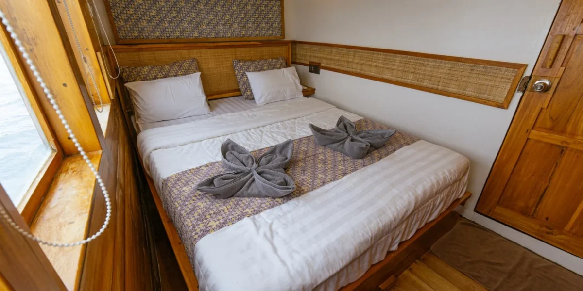 Catnazse casafa 1 & 2 | Komodo Tour | Boat Charter | Komodo Luxury