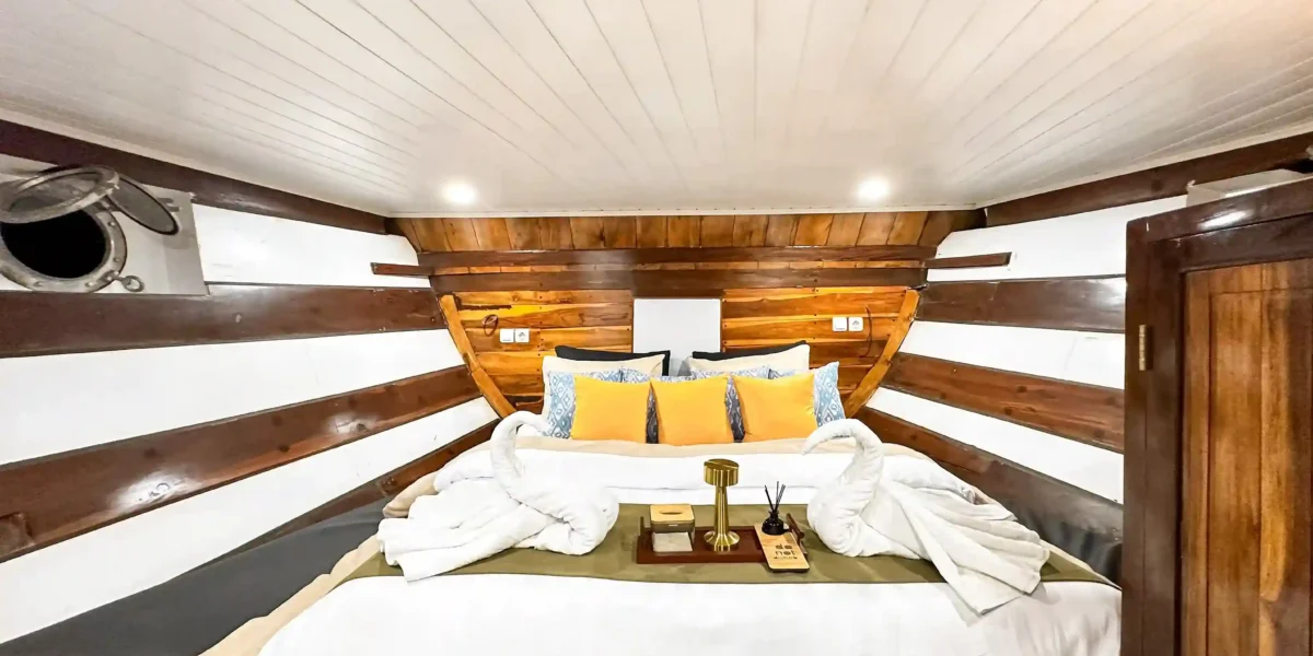 delilah master cabin