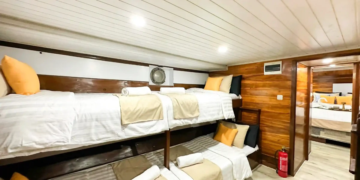delilah shairng cabin