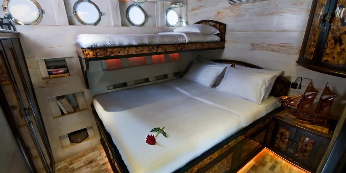 Deluxe Brigitte Room on Manta Mae Liveaboard | Raja Ampat Tour Package | Komodo Luxury