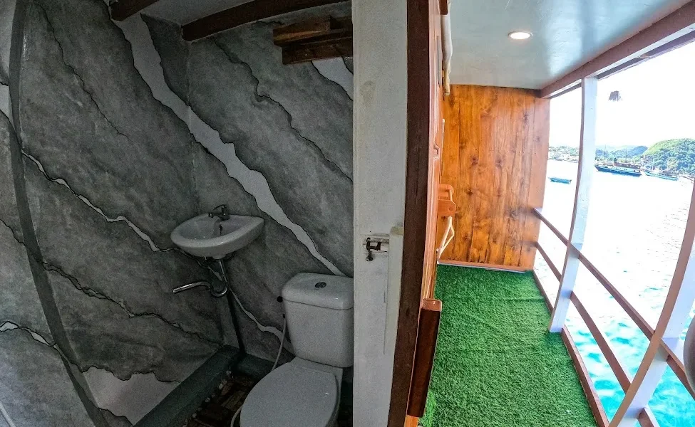dinara tambora cabin private (2)