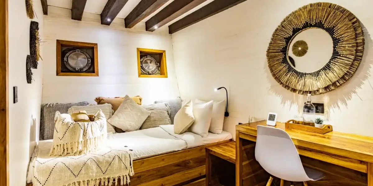 Fenides master cabin (1)