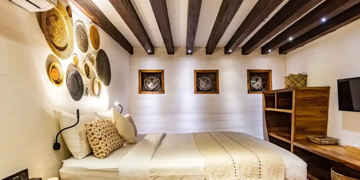 Fenides master cabin (3)
