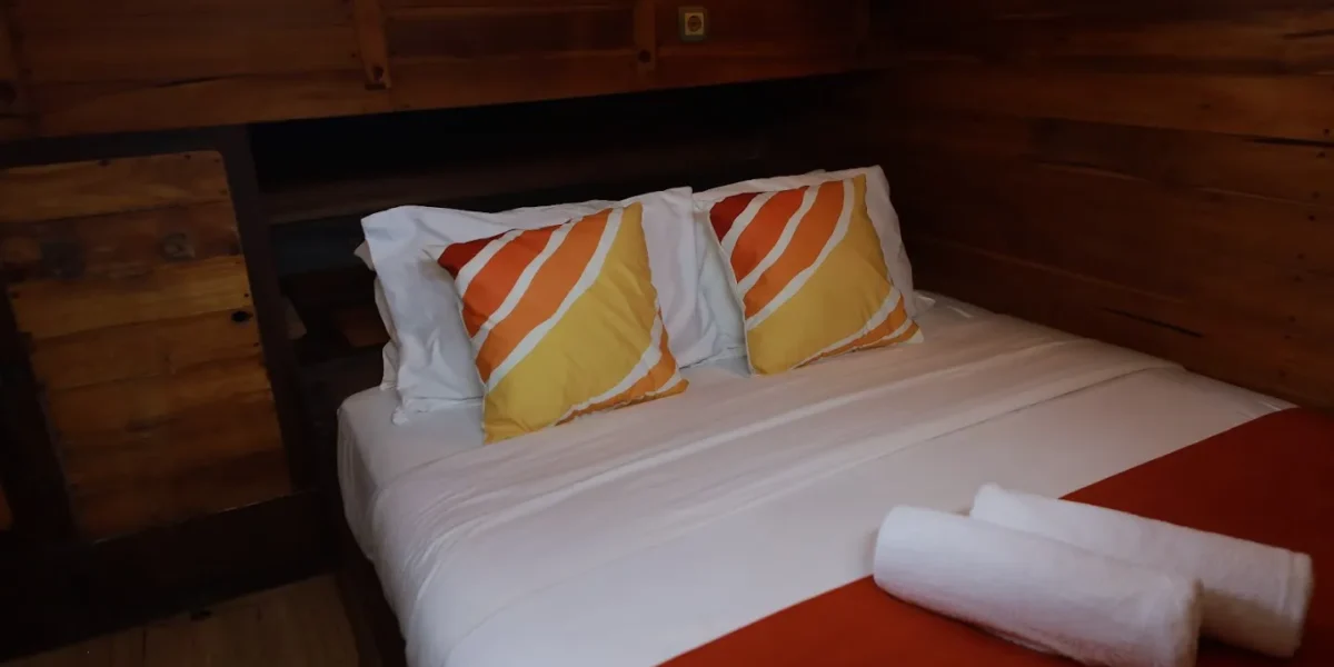 Cabin 1 Lower Deck on Floresta Phinisi | Komodo Island Tour | Komodo Luxury