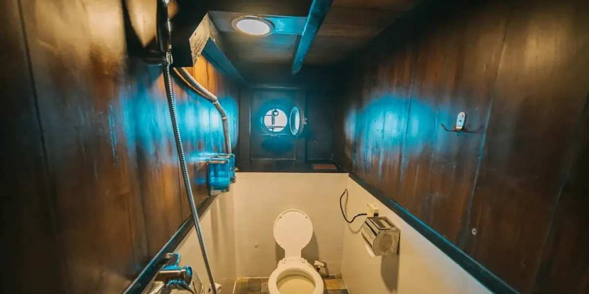 Lower Deck Cabin 2 Bathroom on Jofiel Phinisi | Komodo Island Tour | Komodo Luxury