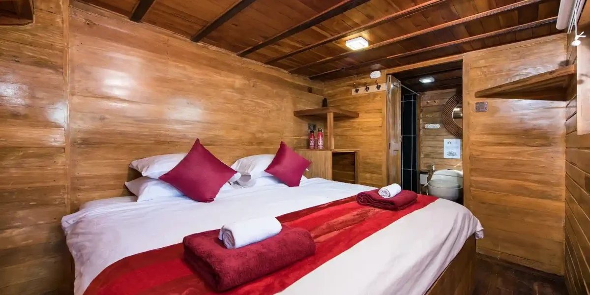 lagaligo master cabin 1