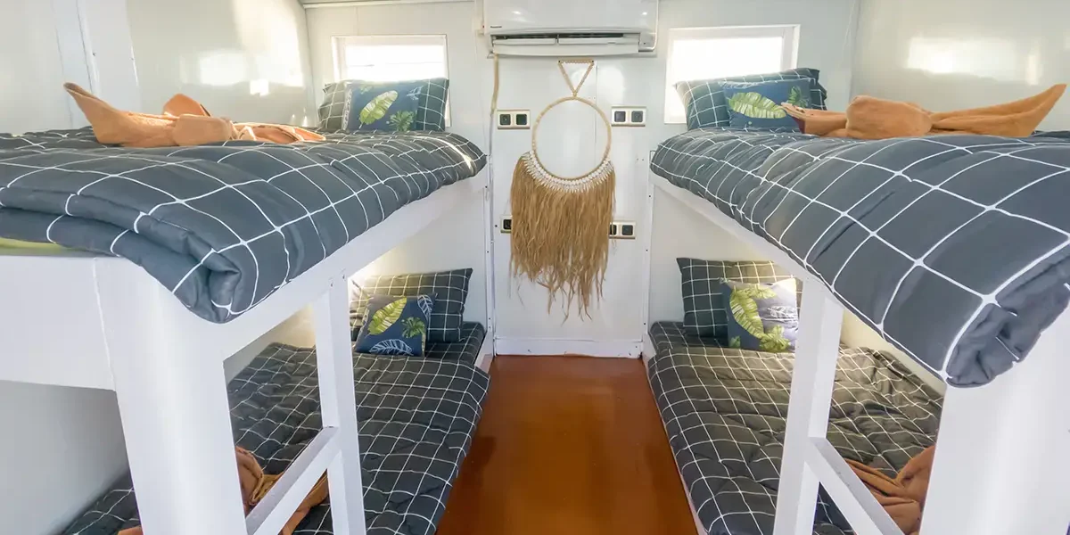 Lamborajo I cabin 3