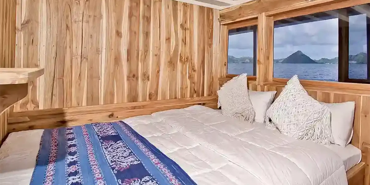 Malca-Voyages-Superior-Ocean-View