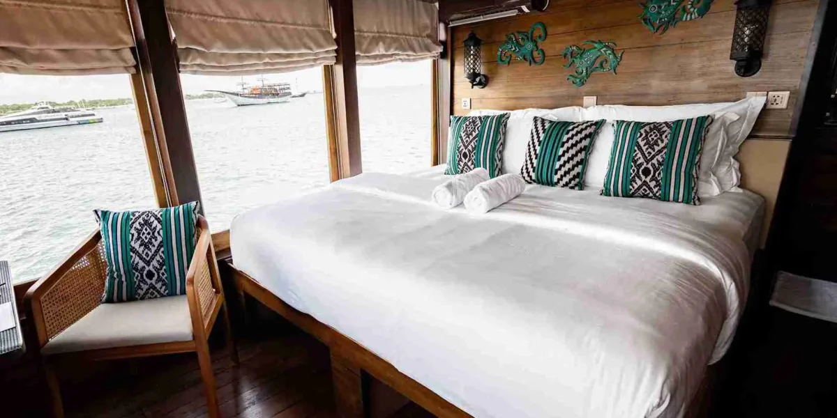 nusa kembara cabin (2)
