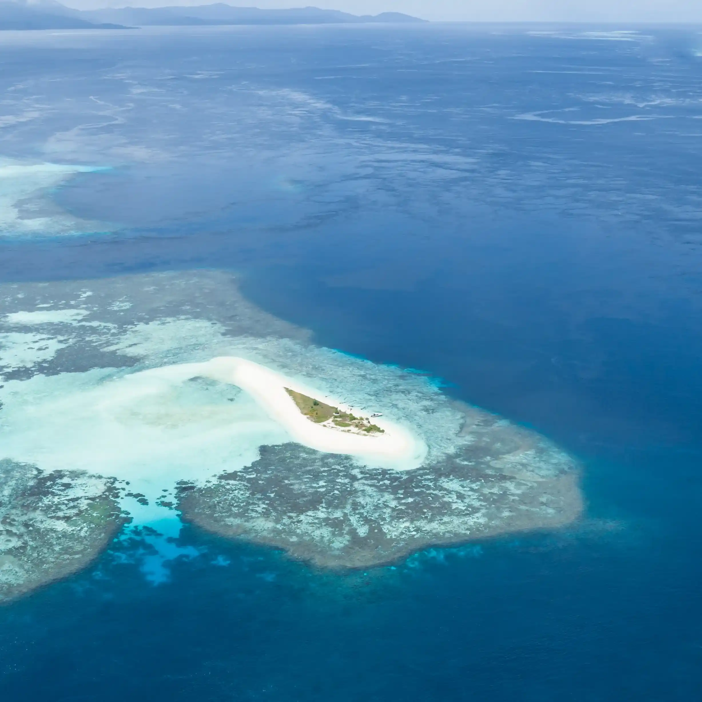 Timbul Sand | Raja Ampat Tour Packages | Komodo Luxury