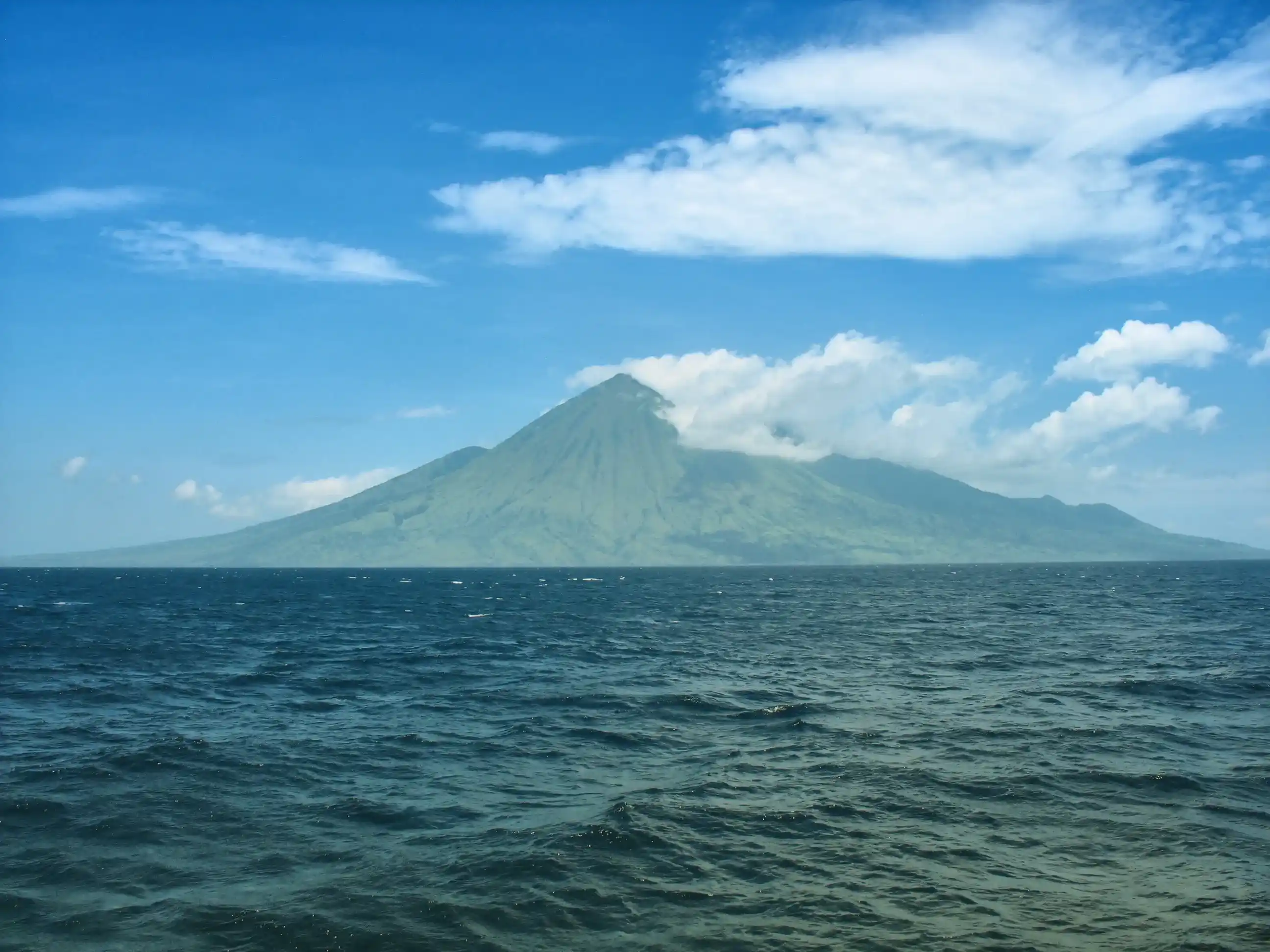 Sangeang | Komodo to Sumbawa Tour | Komodo Tour | Komodo Luxury