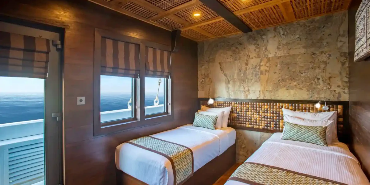 Scubaspa Zen Dolphin Cabin 2