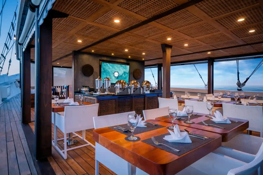 Restaurant Scubaspa Zen Liveaboard Phinisi Boat Charter | Komodo trip | Raja Ampat trip | Komodo Luxury