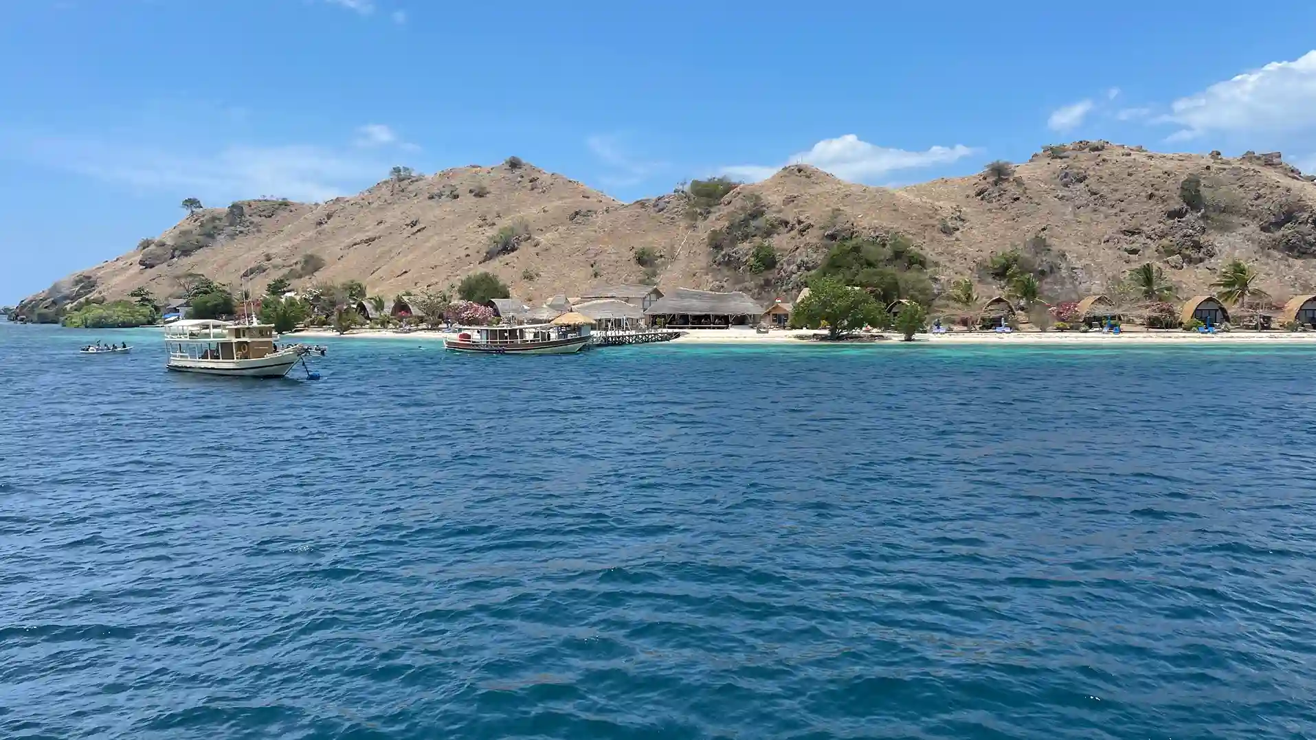 Sebayur Island on Komodo National Park | Komodo Island | Labuan Bajo | Komodo Luxury