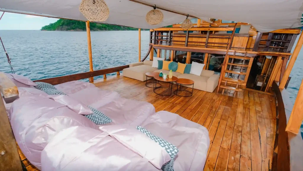 Senada Cruise Phinisi by Komodo Luxury