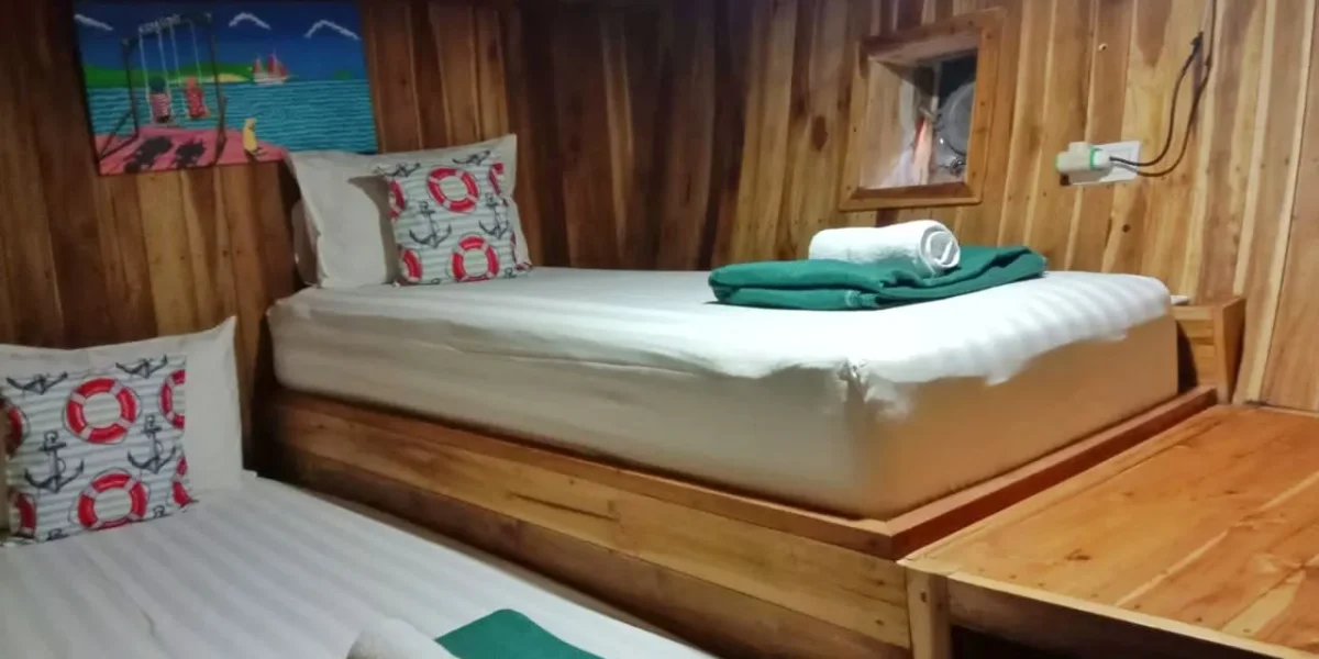 Thalassa 2 cabin 1&6