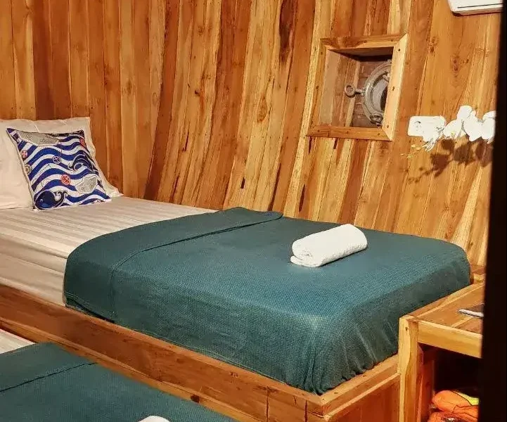 Thalassa-2-cabin-3-e1711683277228